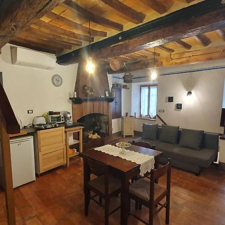 Le Casette Di Civitella- La Casa Di Rolando E Gina Civitella Del Lago Exterior foto